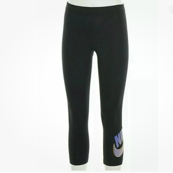 Nike Black and Blue Athletic Leggings with Form-Fitting Design - Picture 1 of 12